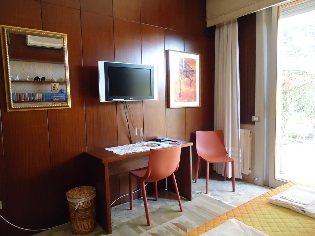 B&B Cottage Dei Consoli Sant'Agata Li Battiati Δωμάτιο φωτογραφία