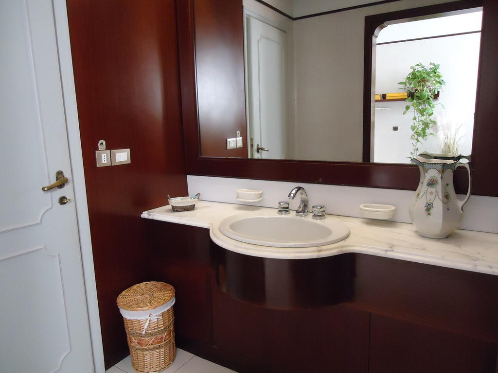 B&B Cottage Dei Consoli Sant'Agata Li Battiati Δωμάτιο φωτογραφία